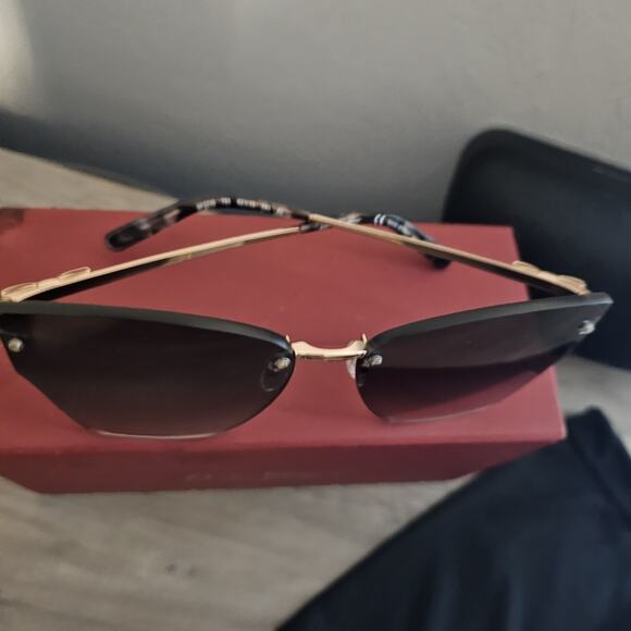 Salvatore Ferragamo SF223S Rimless Butterfly Sunglasses Rose Gold Gray Designer - Picture 6 of 14